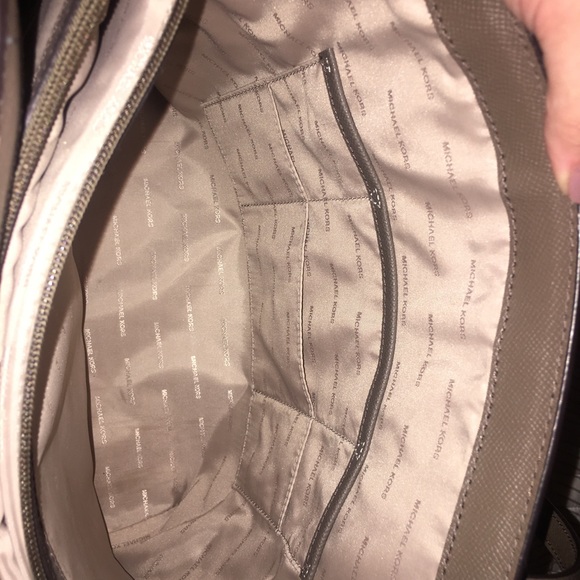 Mushroom Michael Kors Tote - Picture 3 of 6